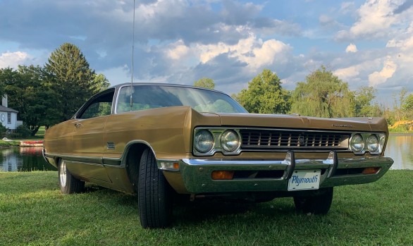 Plymouth VIP hardtop coupe 1969 ( East Stroudsburg, PA)