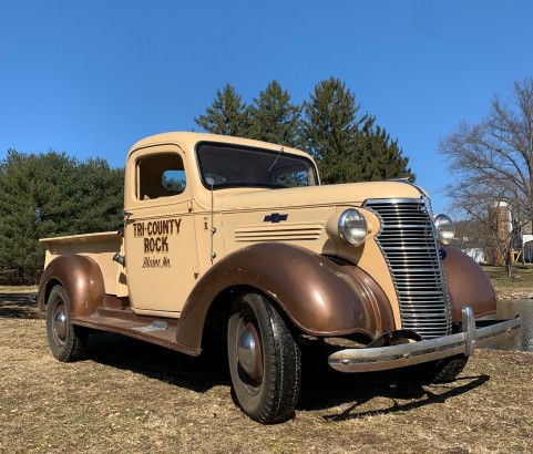 Chevrolet pick-up 1938 ( France dpt 27)