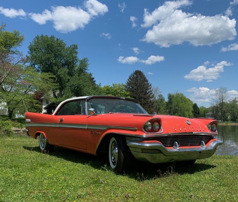 Chrysler New Yorker coupe 1957 ( Mount Top, PA)