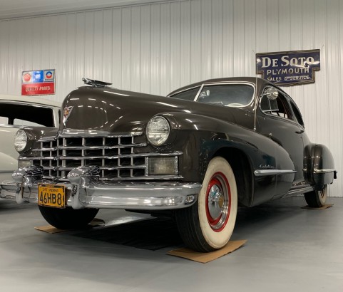 Cadillac serie 61 sedanette ( France dpt 18)