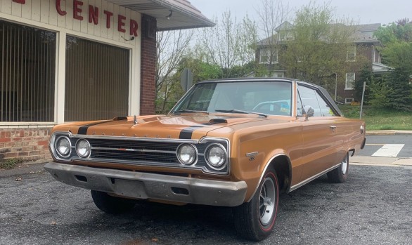 Plymouth GTX 1967 ( France dpt 44)