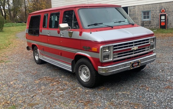 Chevrolet G20 conversion van 1990 ( France dpt 62)