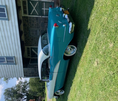 Oldsmobile Super 88 Holiday 1955 ( France dpt 60)