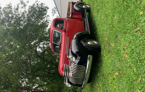 Chevrolet pick-up 1946 ( France dpt 84)