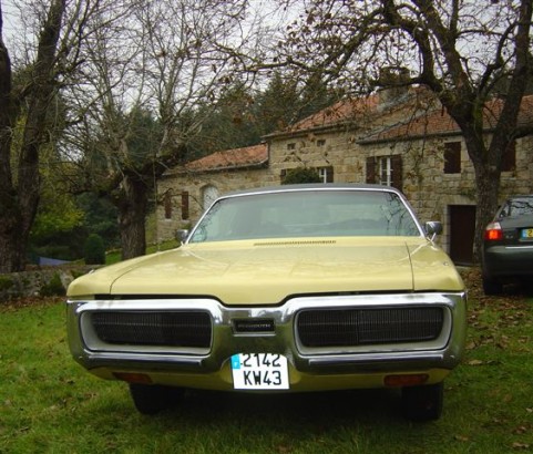 Plymouth Gran Fury coupe 1972 ( France dpt 45)