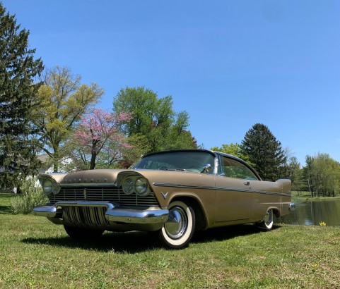 Plymouth Belvedere hardtop coupe 1957 ( France dpt 54)