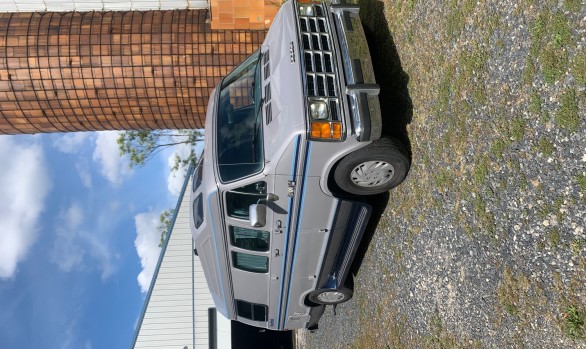 Dodge Ram van Roadtreck 1990 ( France dpt 27)
